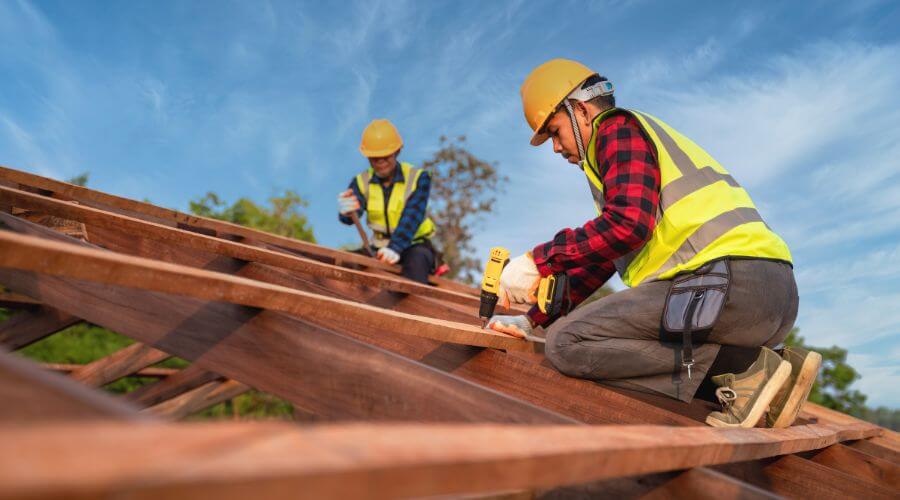 Professional Flat Roofing Installation services in Osteen, FL